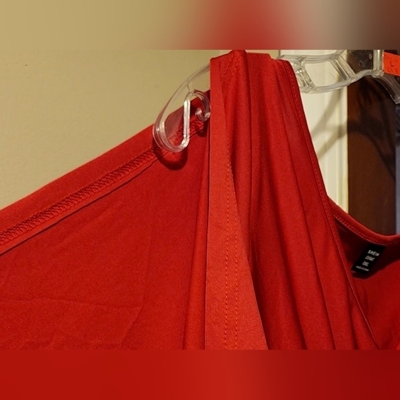 Red dress with slit sleeves. I accept offers - Picture 5 of 7